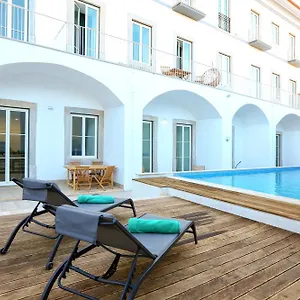 Jump Into The Lull , Faro Portugal
