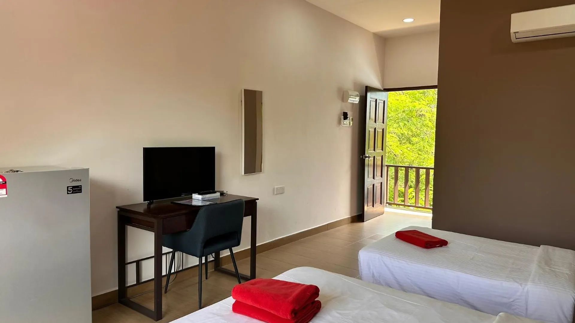 Red Coral Cottage Langkawi Homestay